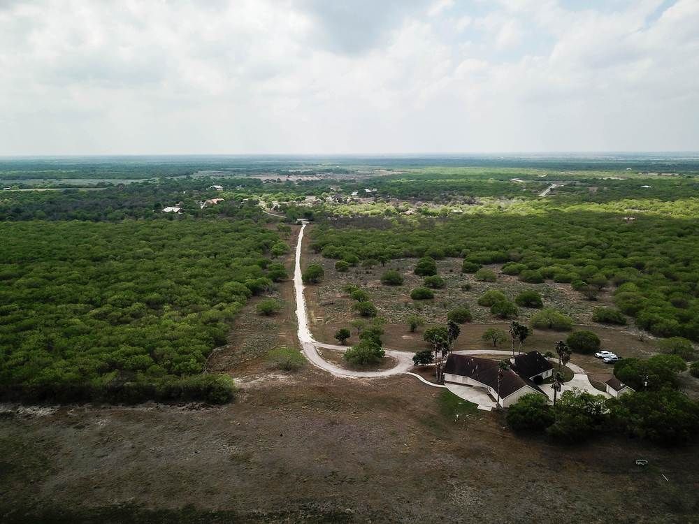 Glasscock Ranch: 20680 McMurray Ln, Mathis, TX 78368
